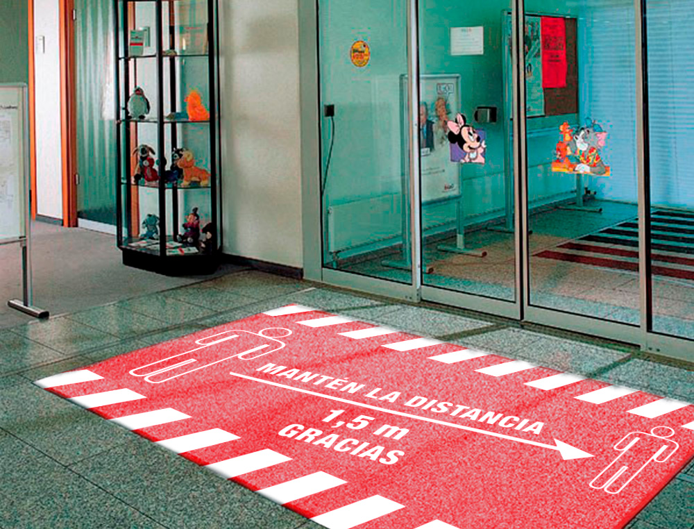 ALFOMBRA PARA SUELO DE PASO NOVUS MANTEN LA DISTANCIA DE 1,5 M GRACIAS FONDO ROJO 85X150 CM