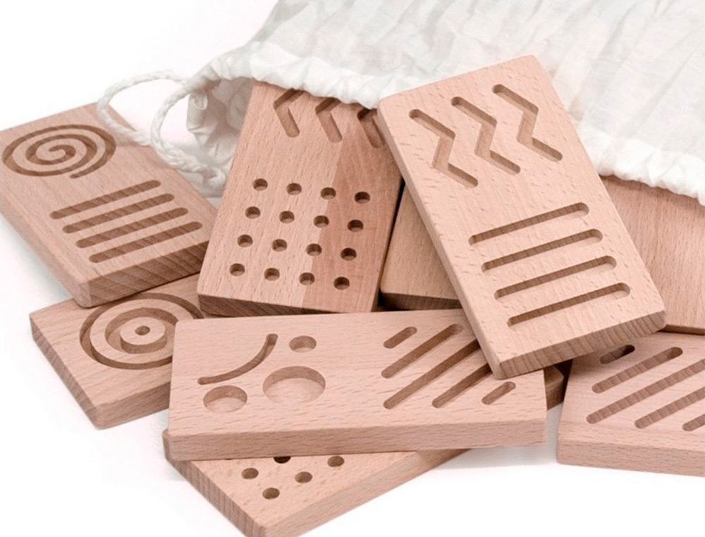 JUEGO DIDACTICO ANDREUTOYS DOMINO SENSORIAL MADERA 28 PIEZAS