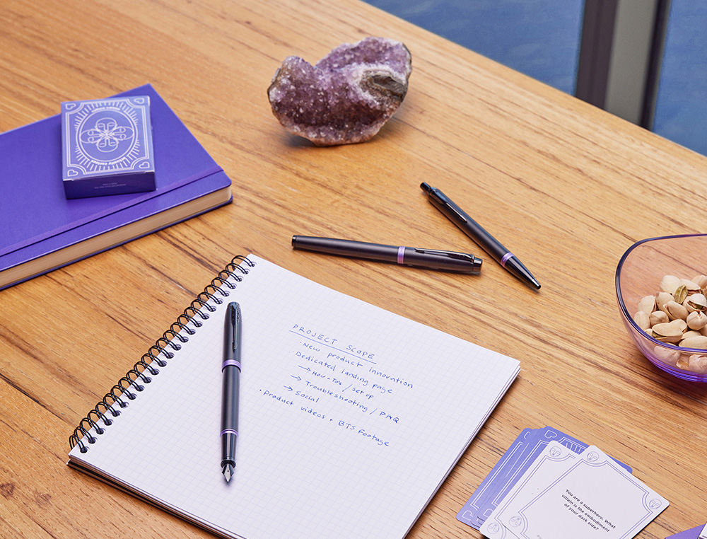 ROLLER PARKER IM PROFESSIONALS VIBRANT PURPLE RING EN ESTUCHE DE REGALO
