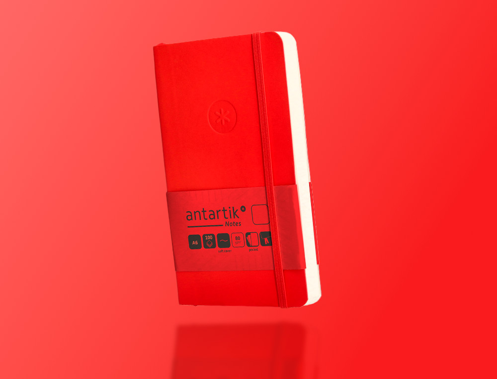 CUADERNO CON GOMILLA ANTARTIK NOTES TAPA BLANDA A6 HOJAS LISAS ROJO 100 HOJAS 80 GR FSC