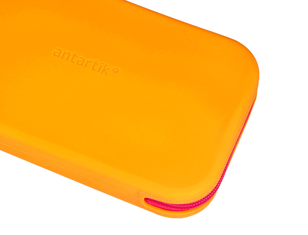 ESTUCHE PORTATODO ANTARTIK TROPICAL DIVE SILICONA CON ASA 190X120X25 MM EXPOSITOR DE 8 UNIDADES COLORES SURTIDOS