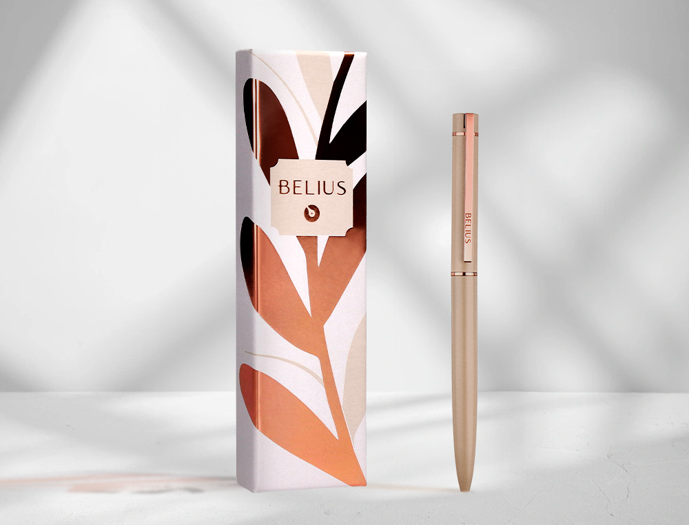 BOLIGRAFO BELIUS ROSE ALUMINIO COLOR BEIGE CLARO ORO ROSA TINTA AZUL CAJA DE DISEO