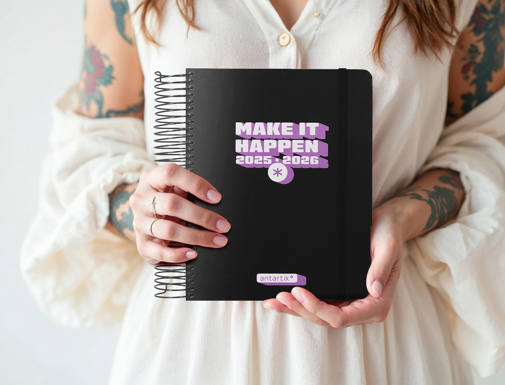 AGENDA ESCOLAR ANTARTIK 25-26 ESPIRAL NEON NEGRO DIA PAGINA A5 BILINGE PAPEL FSC 80 GR
