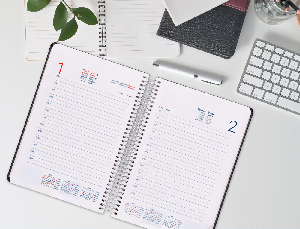 AGENDA ESPIRAL LIDERPAPEL OLBIA A4 2026 DIA PAGINA NEGRO PAPEL 60 GR FSC