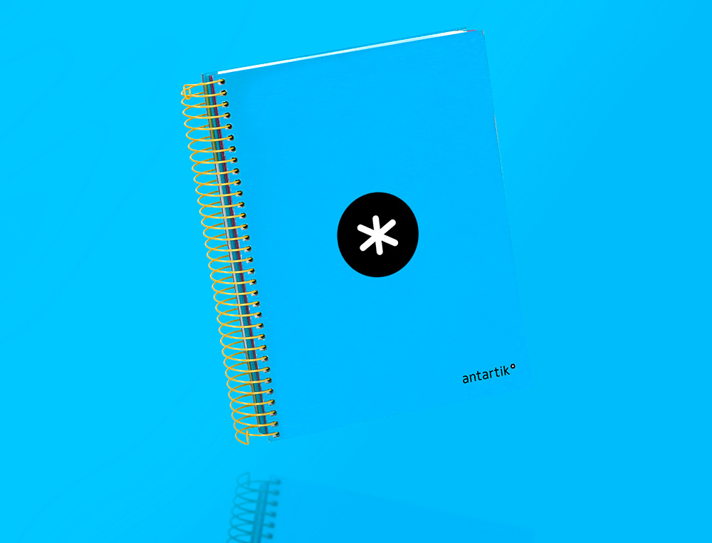 CUADERNO ESPIRAL A5 MICRO ANTARTIK TAPA FORRADA120H 90 GR CUADRO 5MM 5 BANDAS6 TALADROS COLOR AZUL