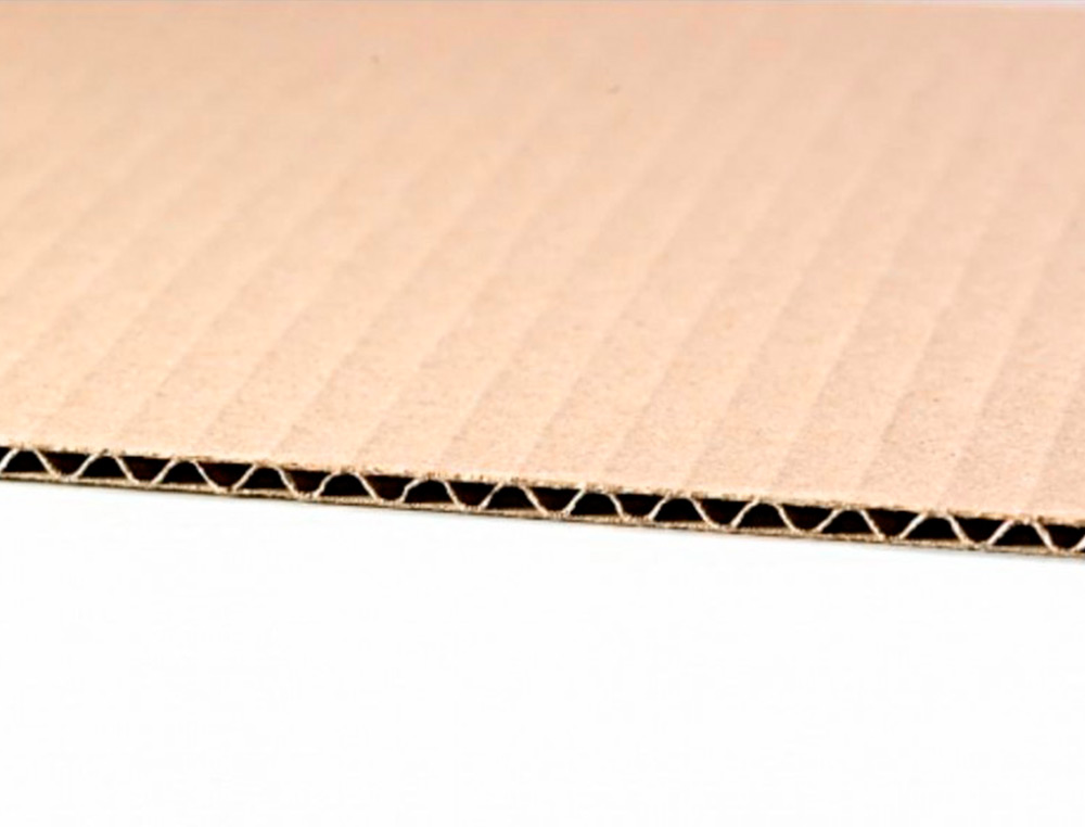 CAJA PARA EMBALAR Q-CONNECT AMERICANA CARTON RECICLADO CANAL SIMPLE 5 MM COLOR KRAFT 300X200X150 MM