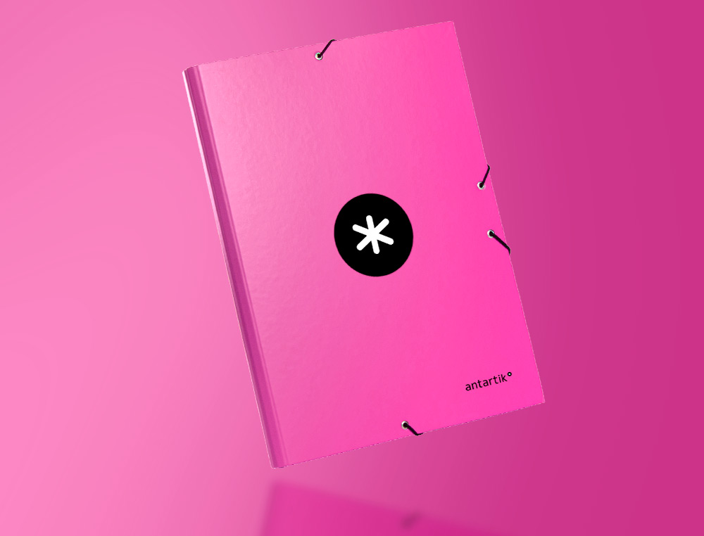 CARPETA ANTARTIK GOMAS TRES SOLAPAS CARTON FORRADO A4 COLOR ROSA