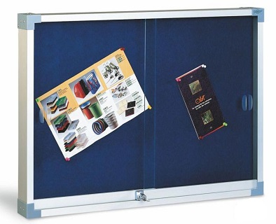 VITRINA TAPIZADA AZUL 90X120 CON PUERTAS CORRDERAS DE CRISTAL
